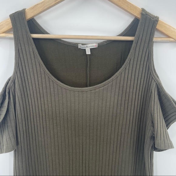 Charlotte Russe Cold Shoulder Fitted Lined Midi Dress Size 2X - Picture 2 of 6